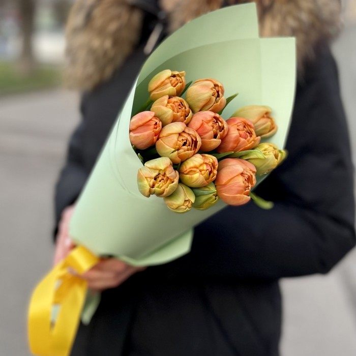 15 оранжевых  пионовидных тюльпанов Айкун